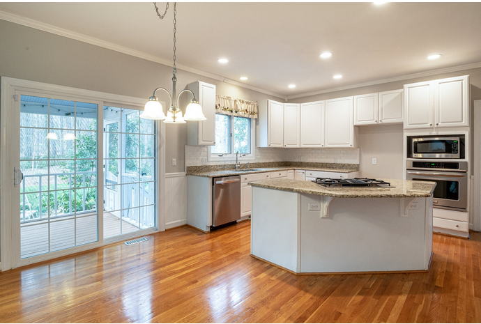 allows natural light